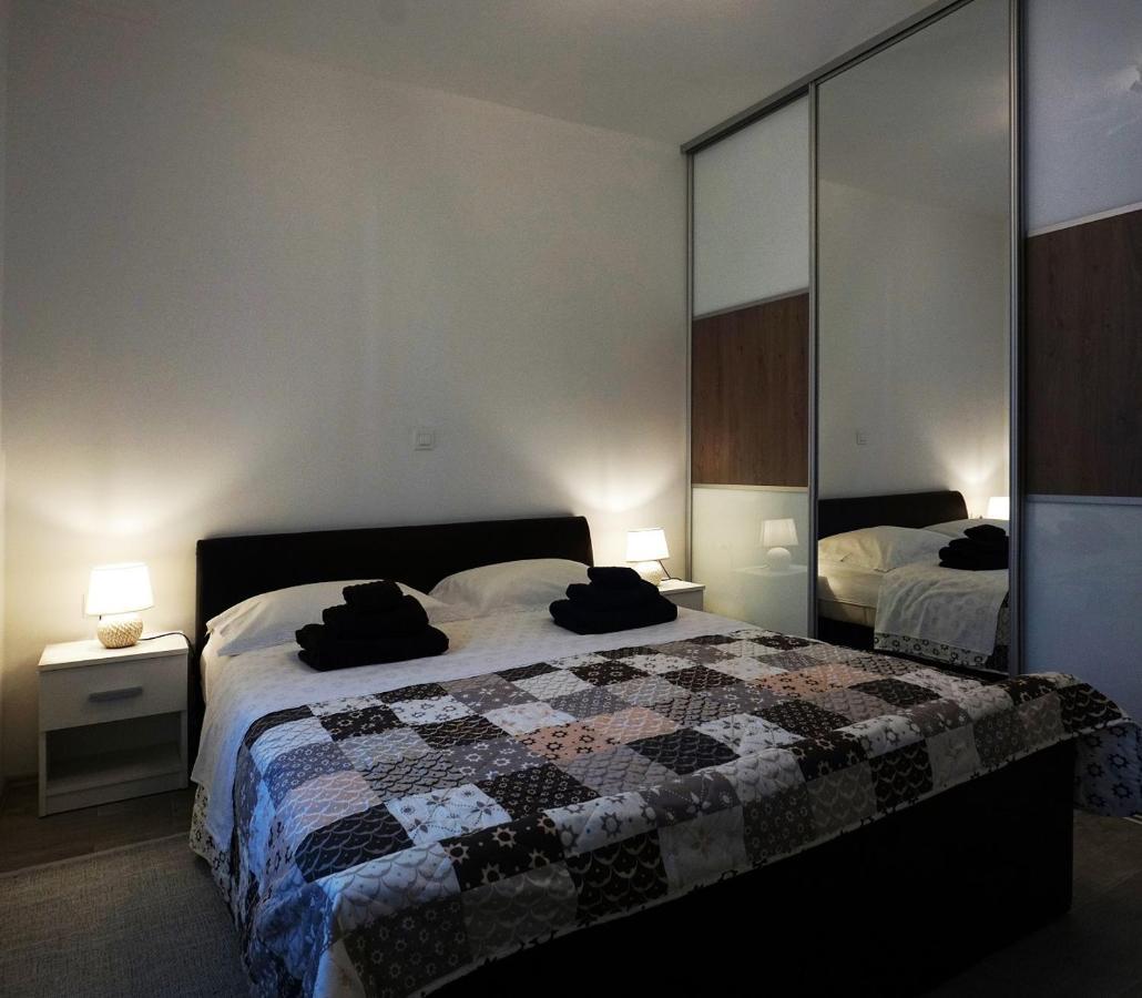 ספליט Deluxe Apartment Joia With Balcony On The Beach Bacvice, Free Parking, Old Town, Near Ferry Port מראה חיצוני תמונה