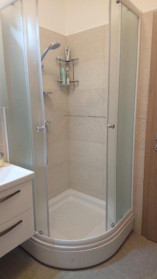 ספליט Deluxe Apartment Joia With Balcony On The Beach Bacvice, Free Parking, Old Town, Near Ferry Port מראה חיצוני תמונה